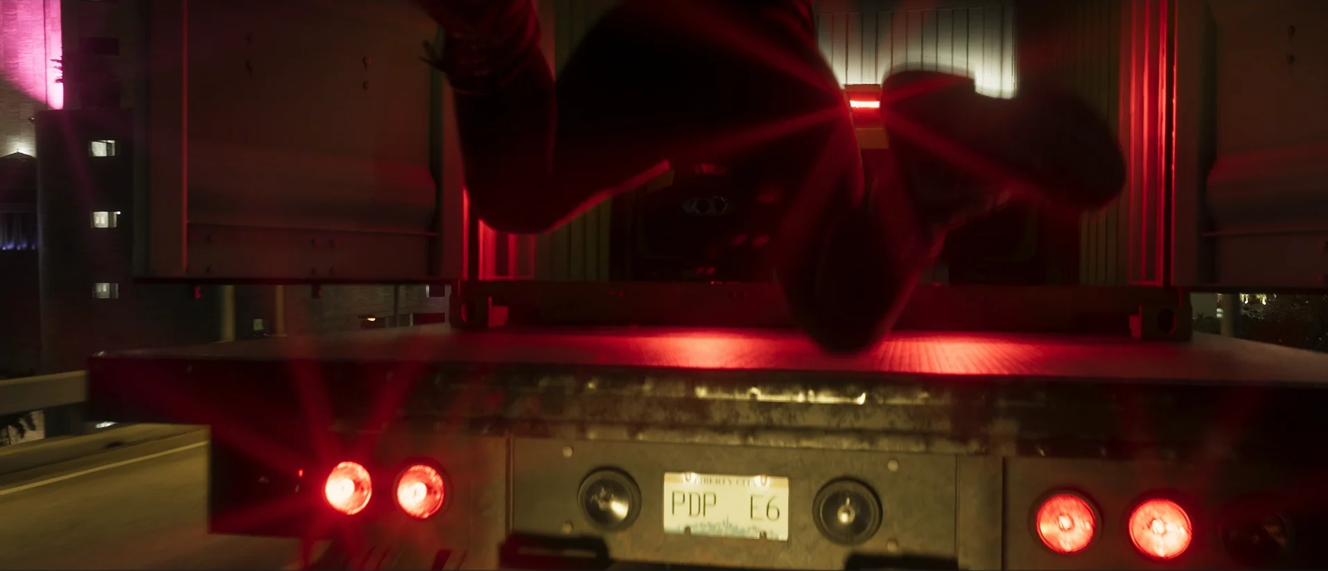 Captrue d'écran de la plaque Liberty aperçue dans le Trailer 2 de GTA VI.